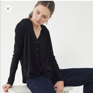 URBAN OUTFITTERS OVERSIZED THERMAL TOP